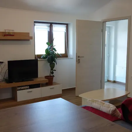 Apartma Pergola Secovlje