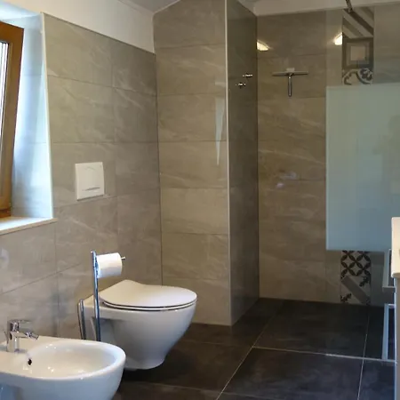 Apartma Pergola * Secovlje