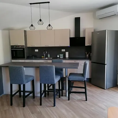Apartma Pergola Secovlje